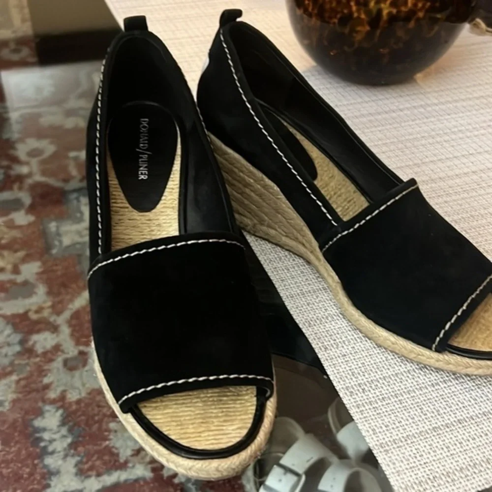 DONALD PLINER ESPRADILLE SIZE 10